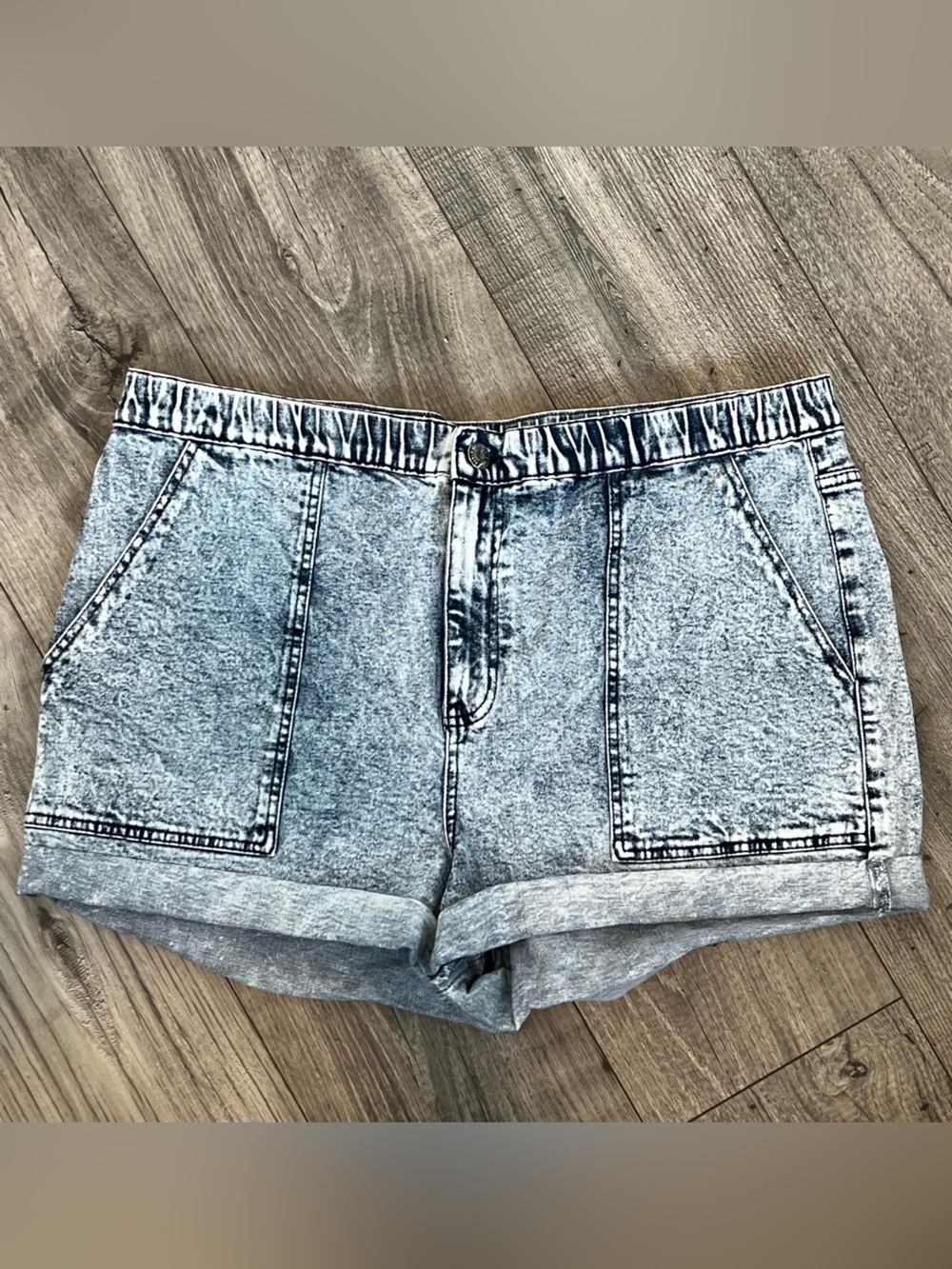 Wild Fable Acid Wash Patch Pocket Jean Denim Shorts- XXL